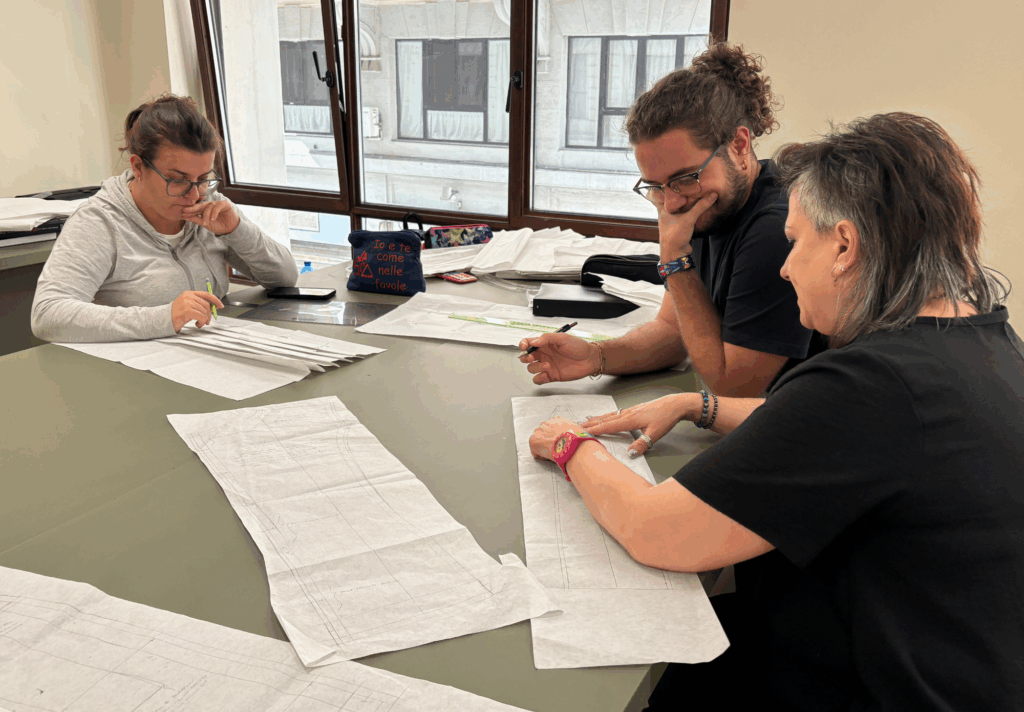 Modellisti Al Lavoro Istituto Moda Burgo Bologna